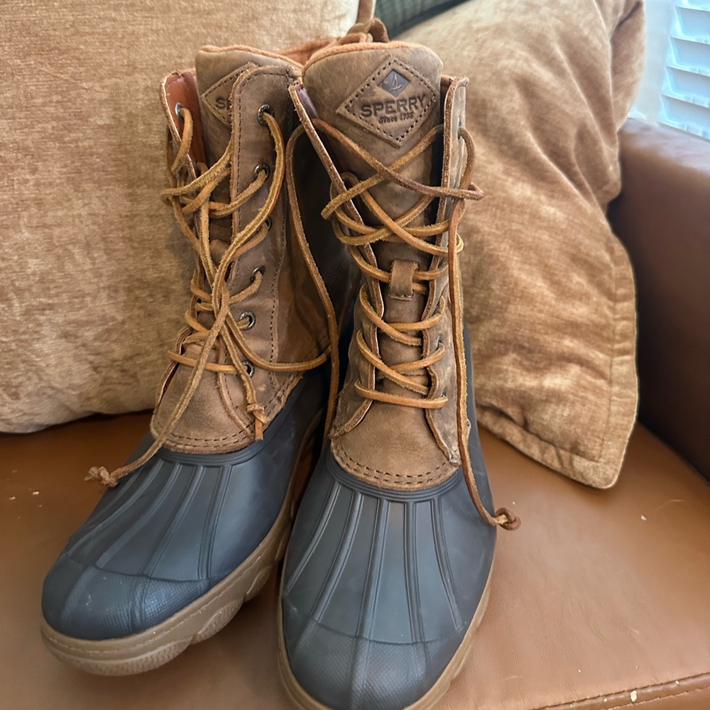 Sperry boots